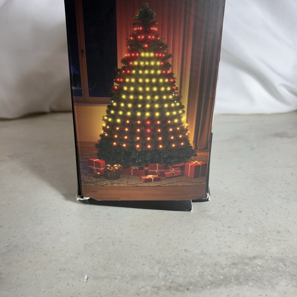 Govee Christmas Tree Lights, Smart RGBIC 480 Leds Christmas Lights, 6.6Ft × 24ft - Picture 2 of 5
